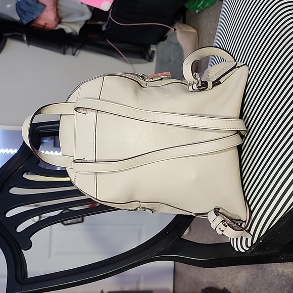 Michael kors backpack - Picture 4 of 5
